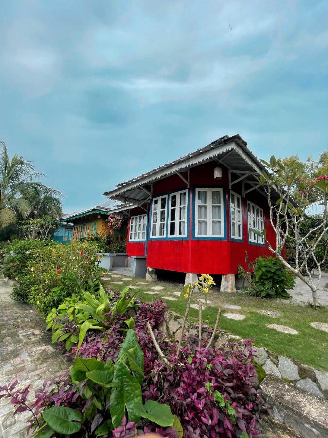 Rock And Wreck Dive Resort Tanjungbinga Eksteriør bilde